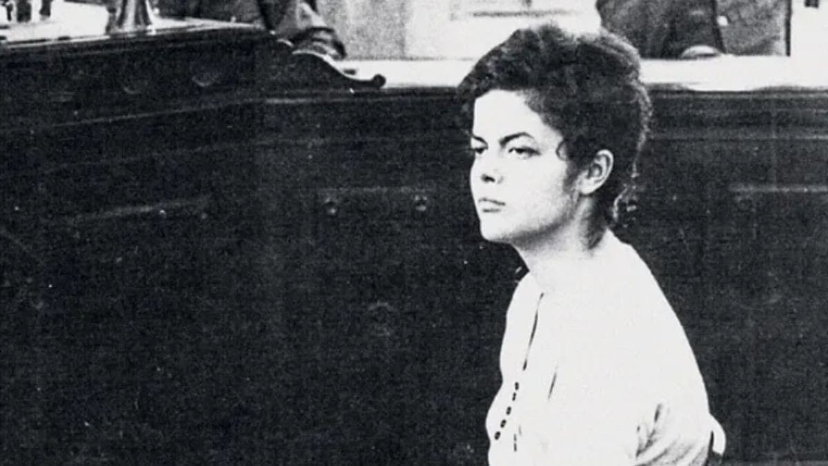 Dilma Rousseff na sede da Auditoria Militar, em 1970