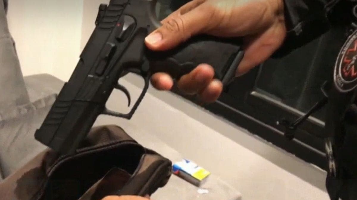 Golpe dos nudes: apreensão de arma em operação da Polícia Civil-RS