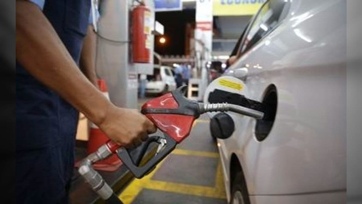 Petrobras anuncia redução de R$ 0,13 no preço da gasolina