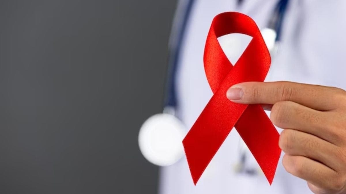 AIDS é causada pela infecção do Vírus da Imunodeficiência Humana