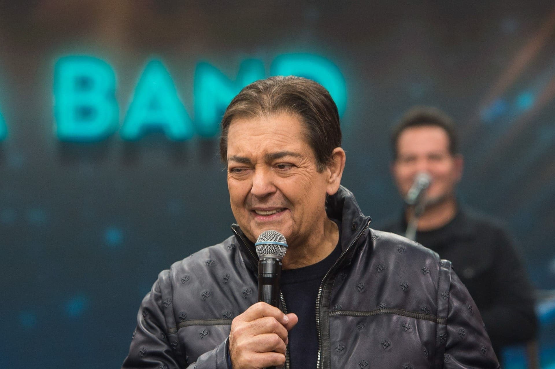 Filho de Faustão, João Guilherme agradece apoio