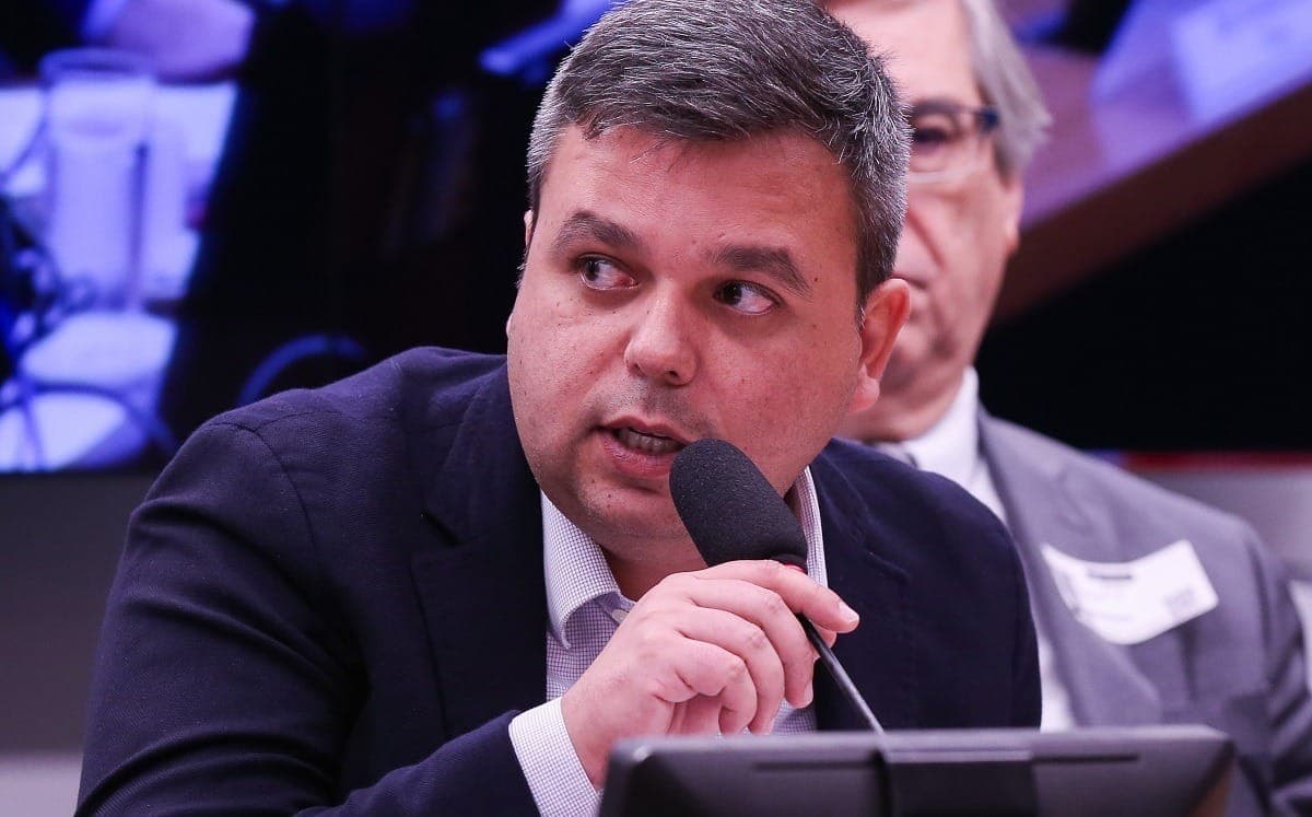 CEO da 123 Milhas, o empresário Ramiro Madureira pede desculpas a clientes