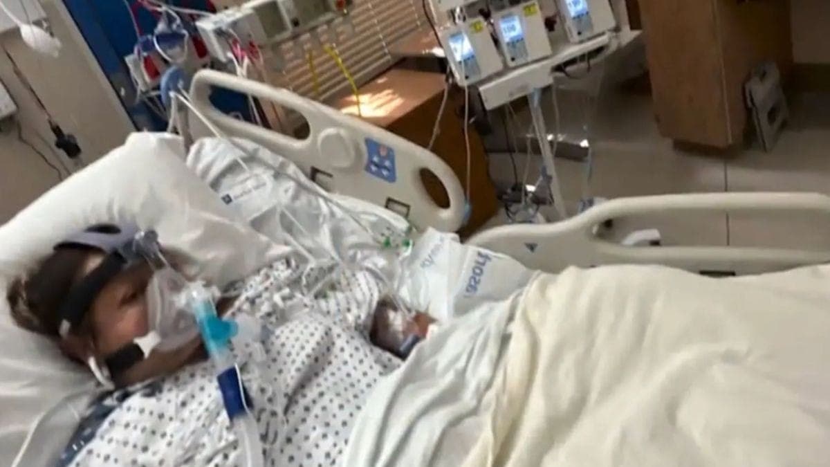 Laura Barajas, que teve braços e pernas amputados após infecção