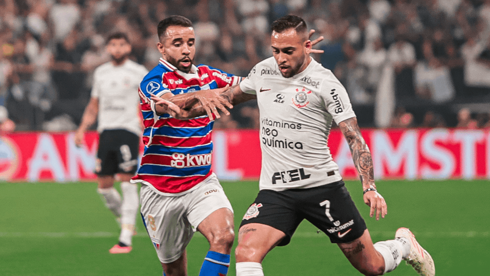 Corinthians e Fortaleza empatam em primeira decisão das semifinais da Sul-Americana