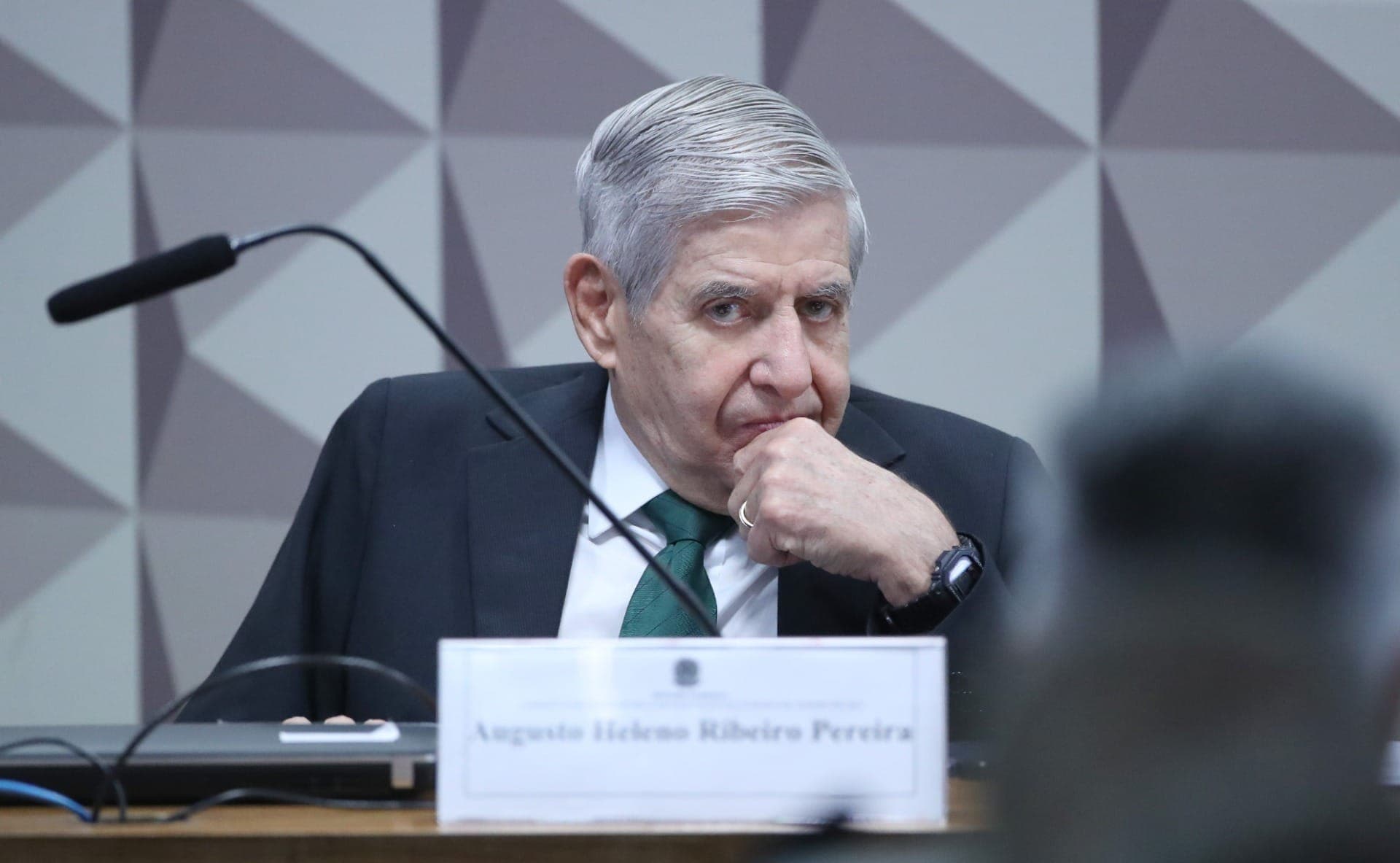 Ex-ministro do GSI depõe na CPMI do 8 de janeiro
