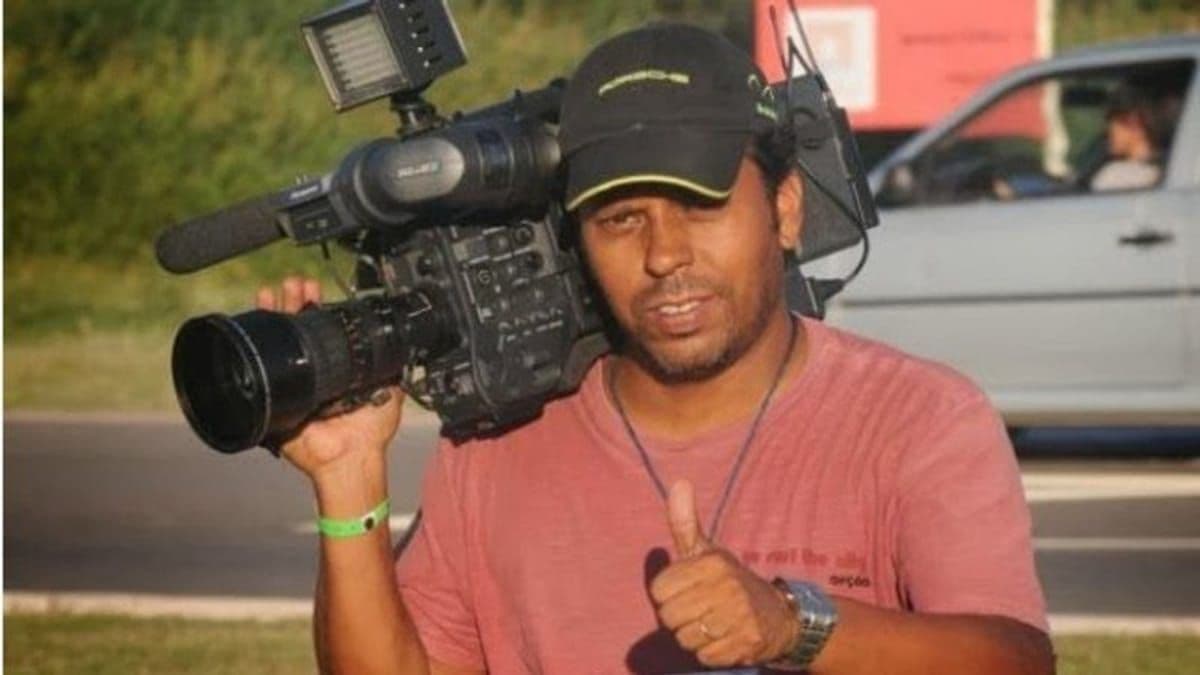 Justiça condena um dos acusados da morte do cinegrafista Santiago Andrade