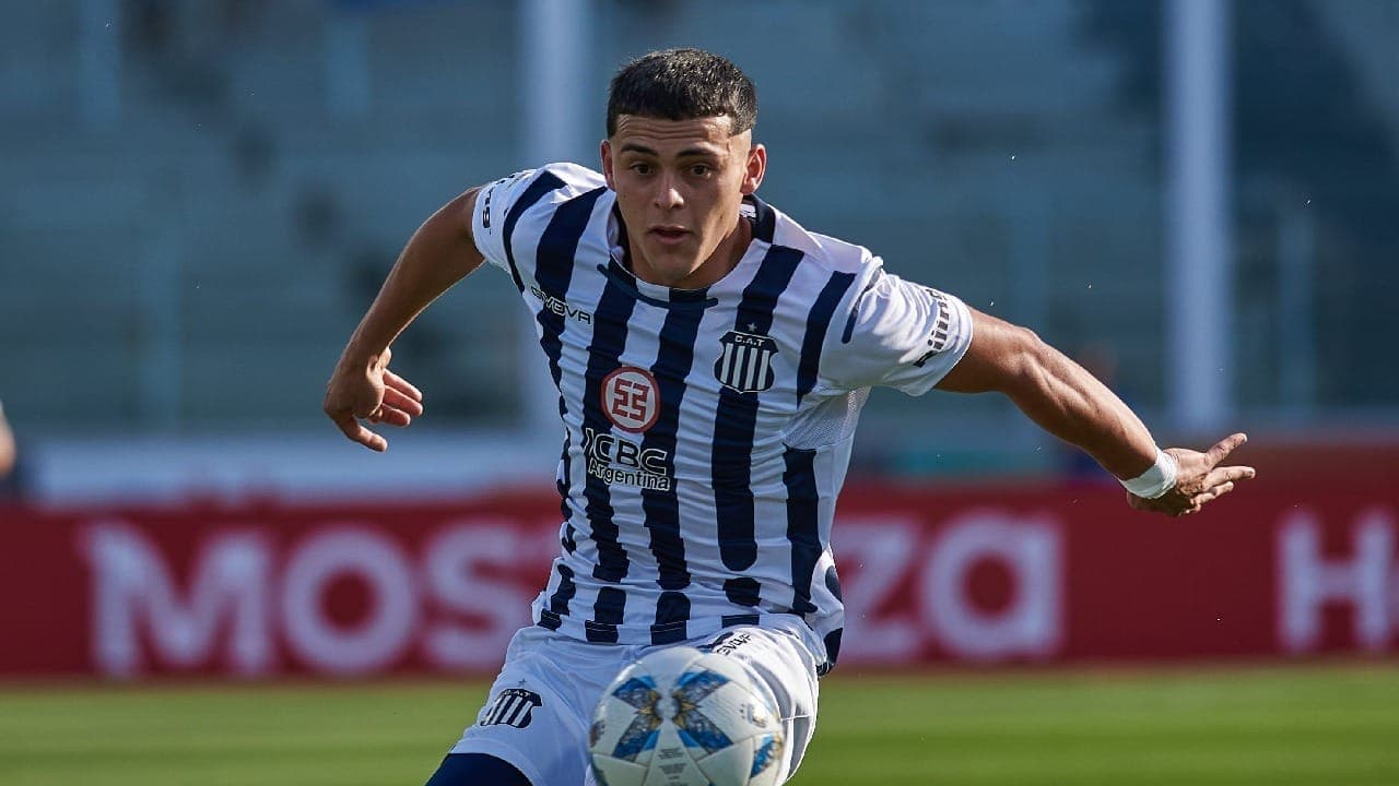 Corinthians contrata Rodrigo Garro por quatro temporadas