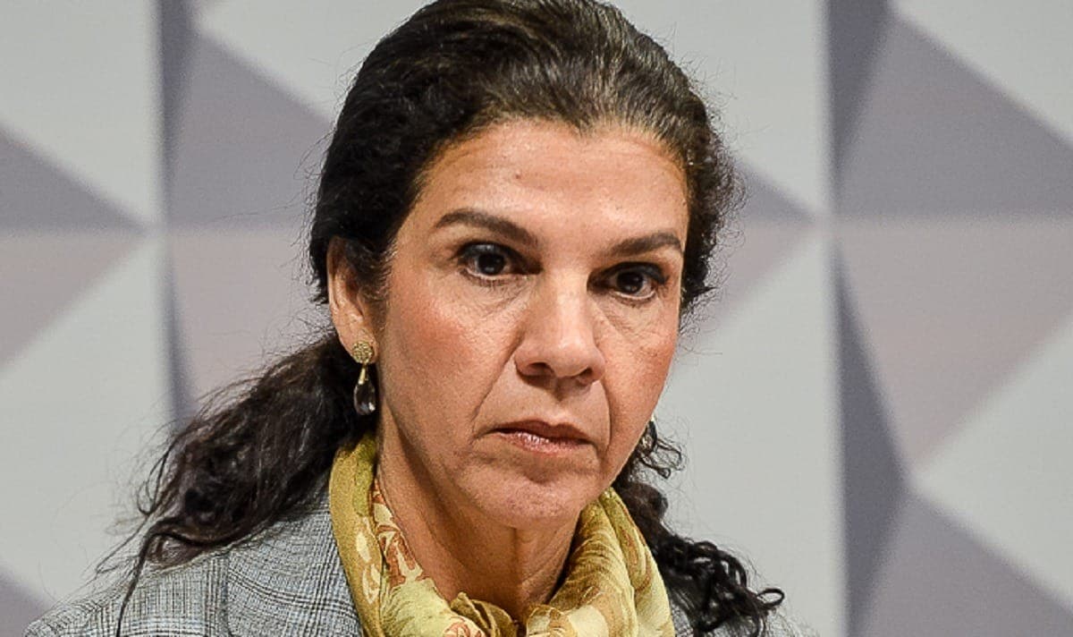 Maria Fernanda Ramos Coelho deixa cargo após polêmica com ministro