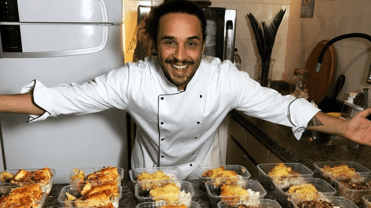 Luiz Horta ensina a como fazer e congelar marmitas