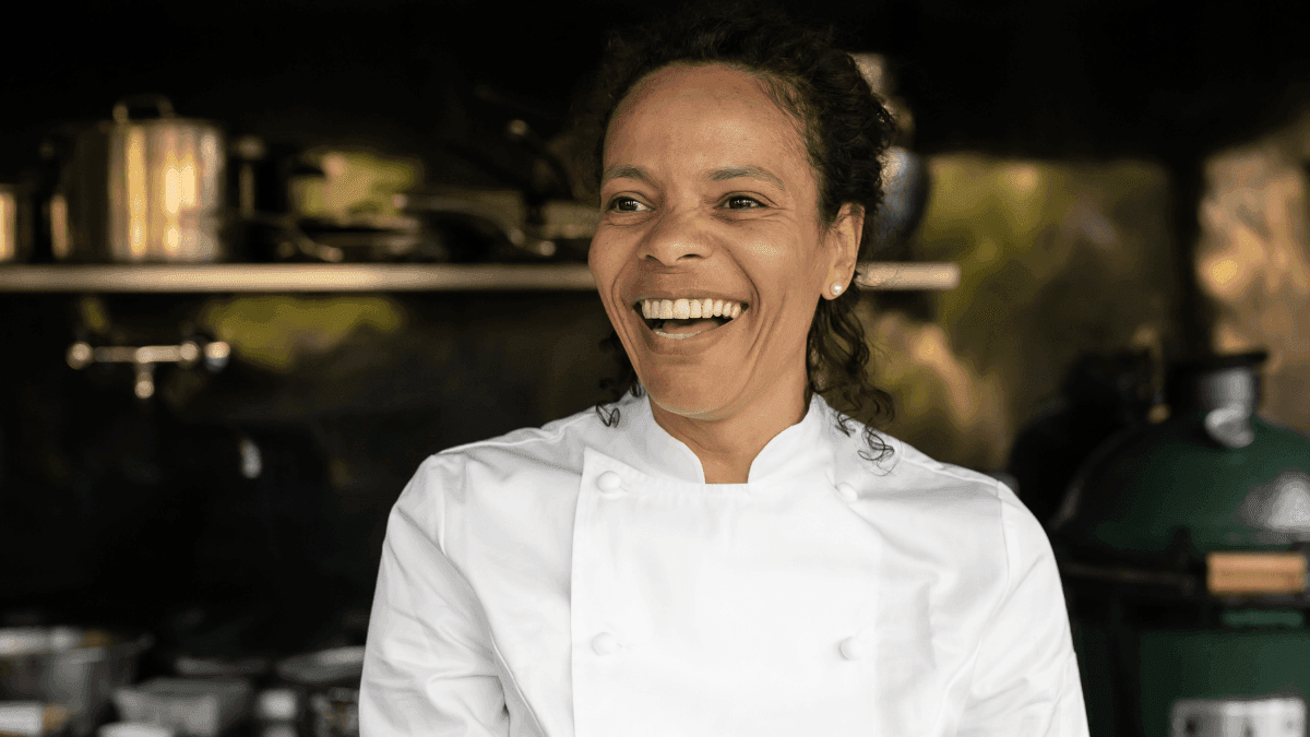 Alessandra Montagne comanda três restaurantes em Paris, na França