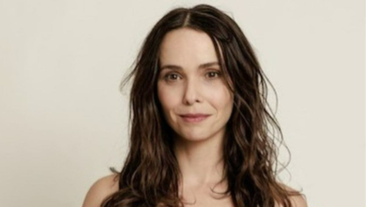 Debora Falabella