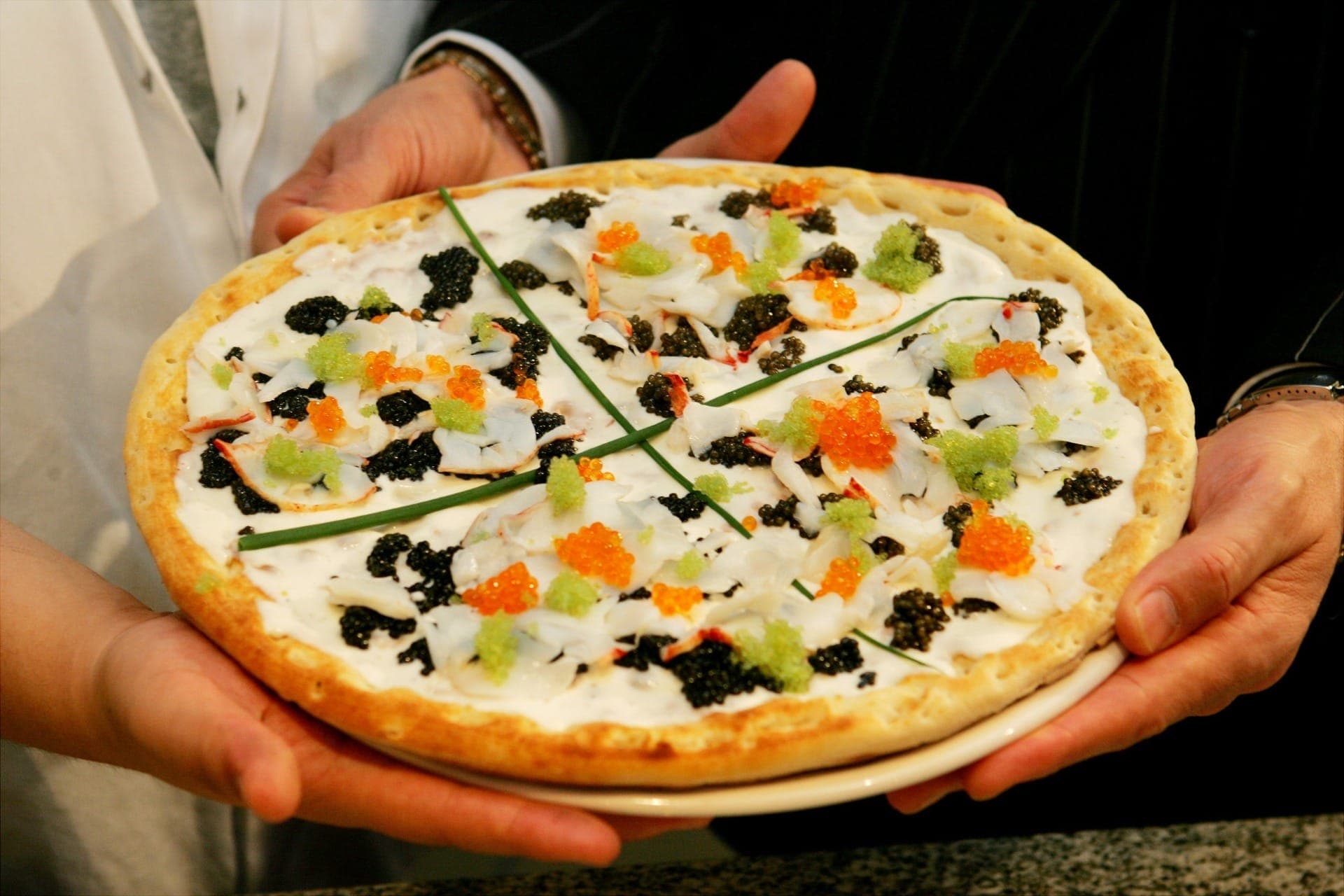 Pizza mais cara do mundo custa R$ 45 mil