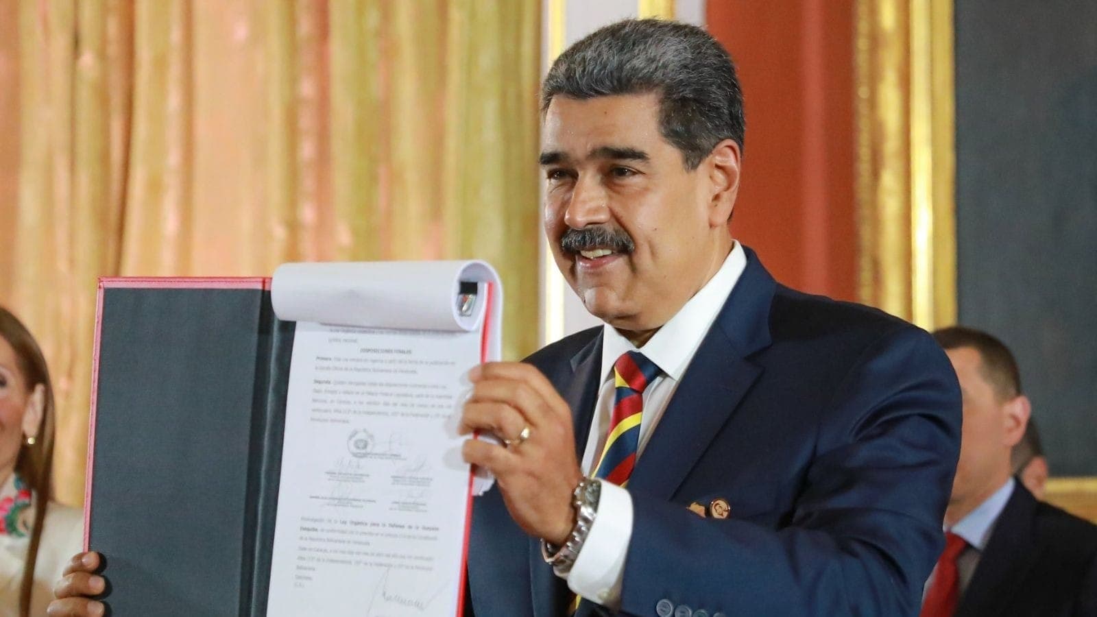Nicolás Maduro assina lei que cria província da Venezuela em território da Guiana