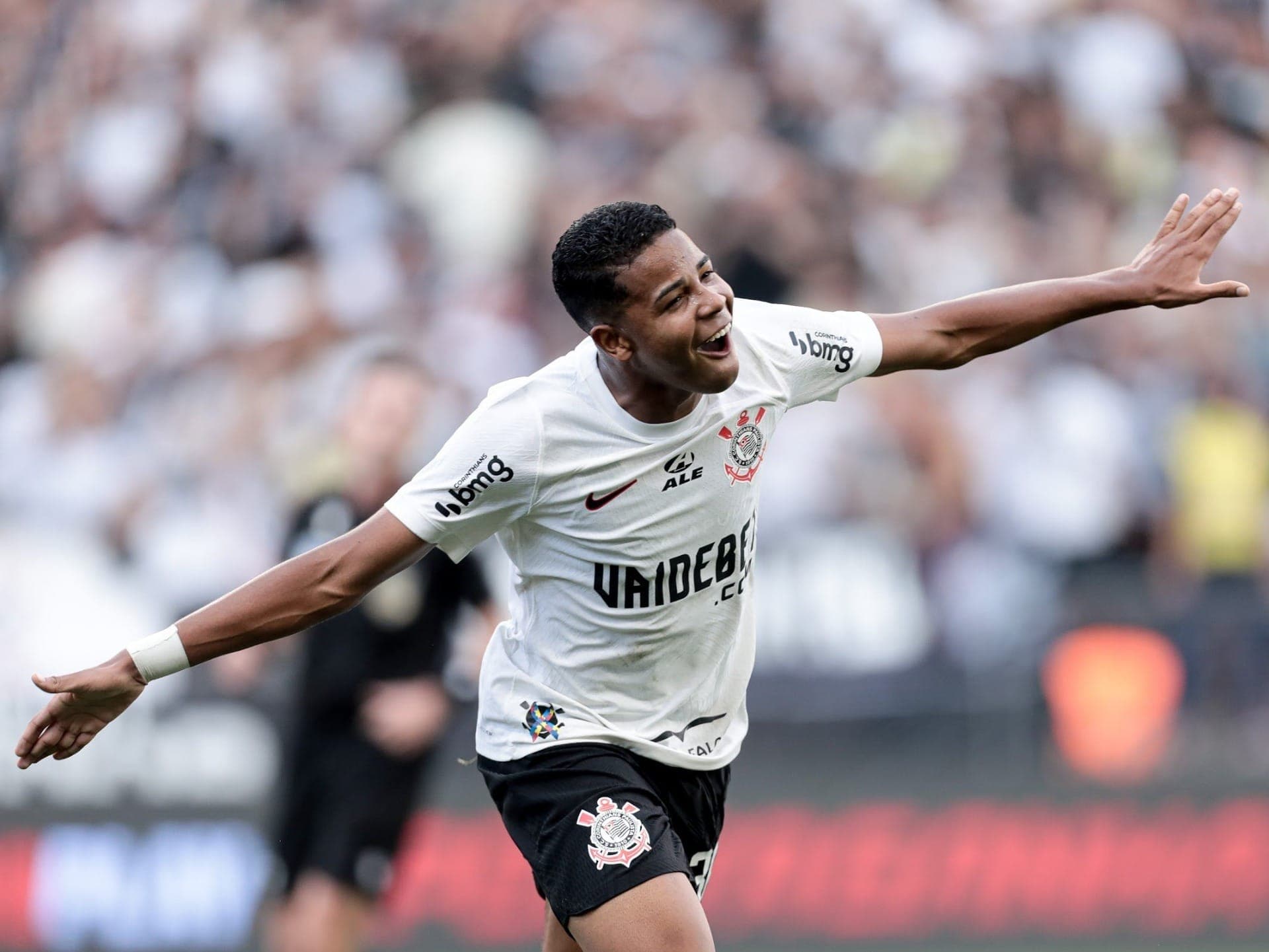 Atacante Wesley, do Corinthians, que anotou dois gols contra o Fluminense