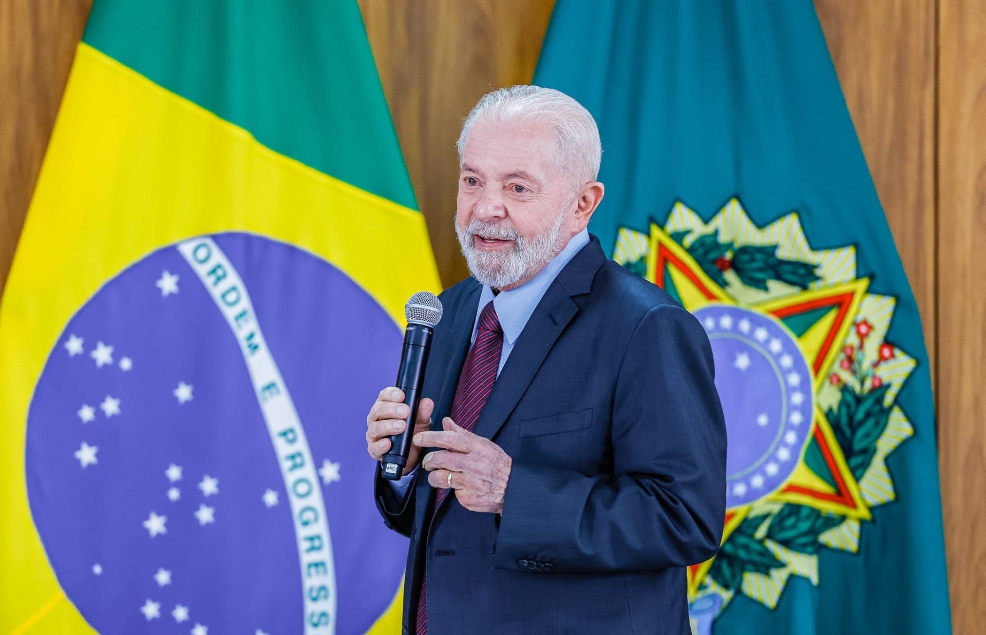 Presidente Lula durante reunião em Brasília