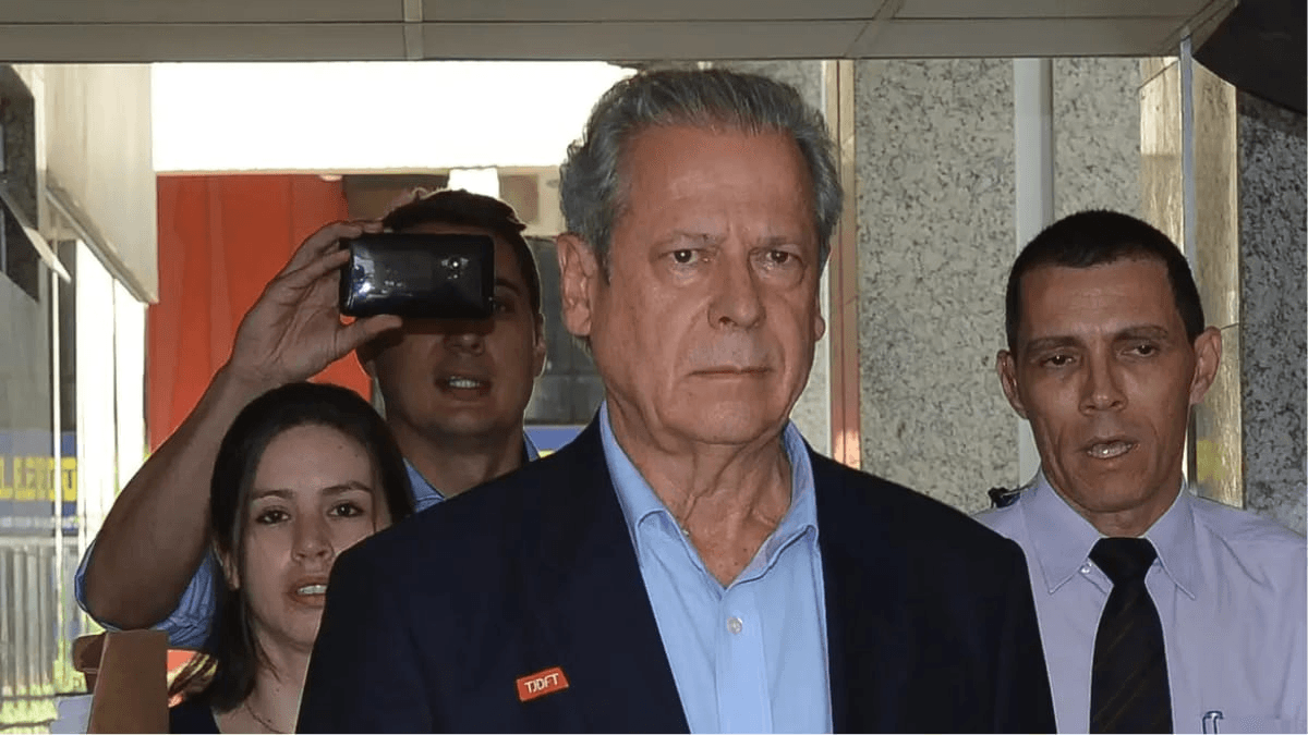 Defesa alega que acusações já tinham sido prescritas quando ex-ministro foi condenado