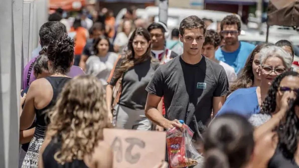 Enem 2024 teve 12 notas 1 mil na redação