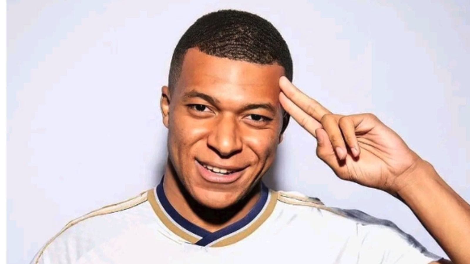 Mbappé é anunciado como novo reforço do Real Madrid