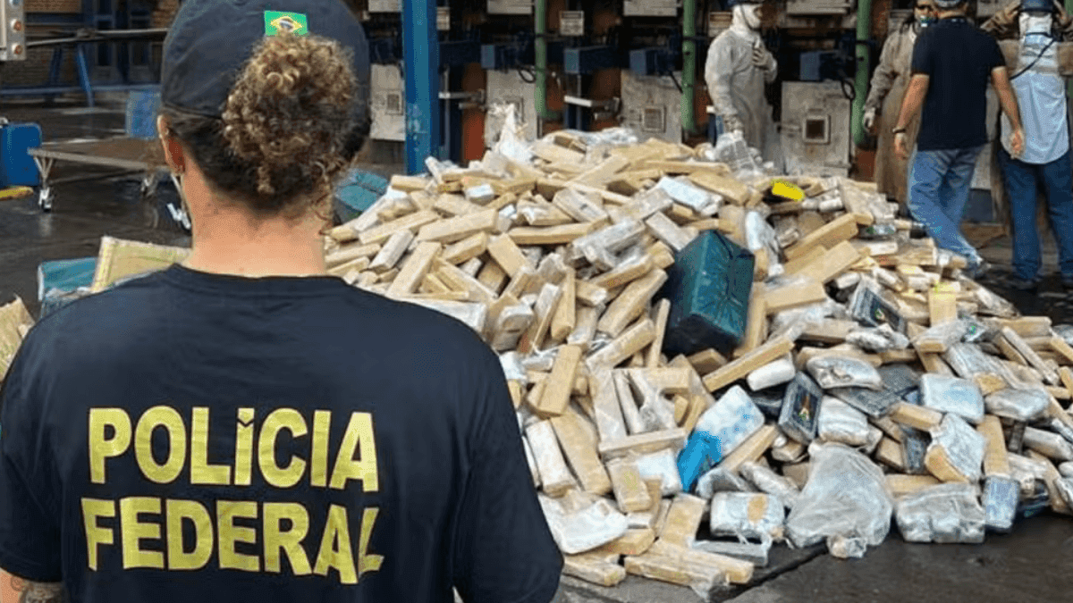 Foram três toneladas de maconha e uma de cocaína