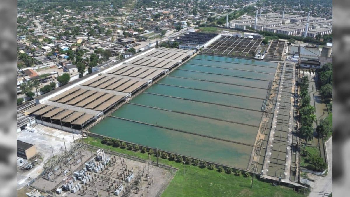 Segundo a Cedae, a distribuição de água pelas concessionárias em municípios da Baixada, no Centro e nas zonas Norte e Oeste da cidade do Rio vai ser normalizada gradualmente.