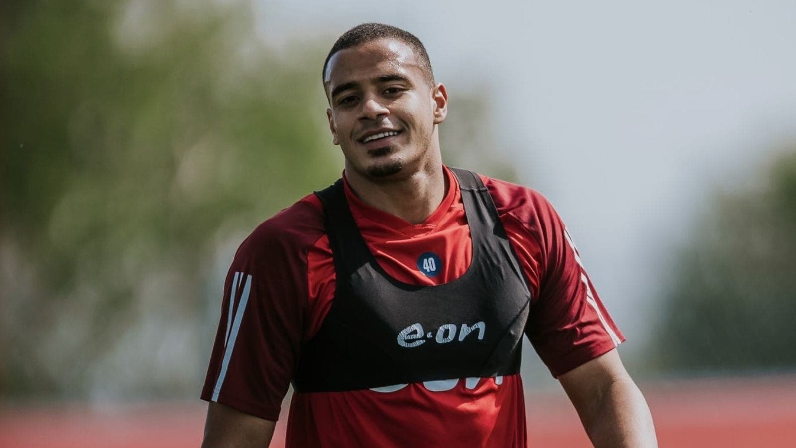 Murillo foi eleito pelos torcedores do Nottingham o jogador da temporada