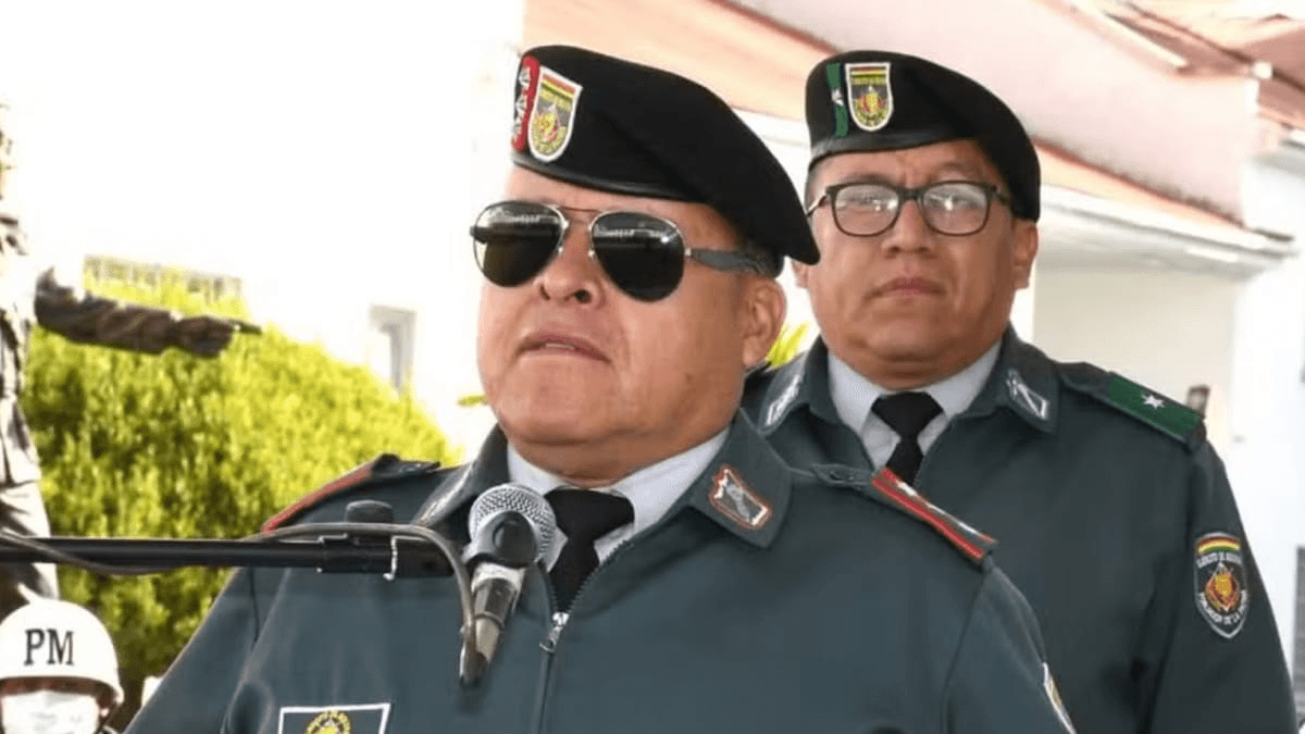 General Juan José Zúñiga é ex-comandante do Exército da Bolívia