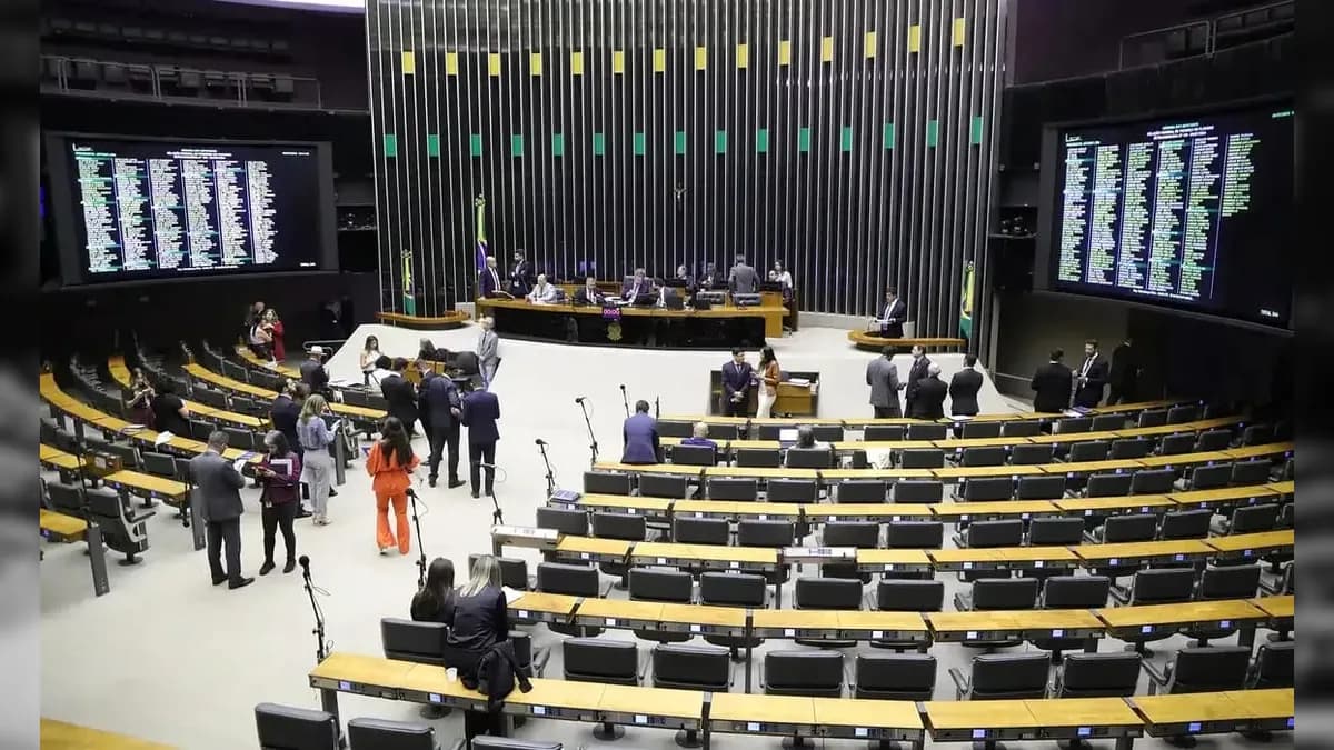 Câmara inicia a votação da regulamentação da Reforma Tributária