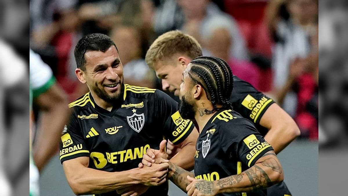 Junior Alonso marcou na sua reestreia pelo Galo