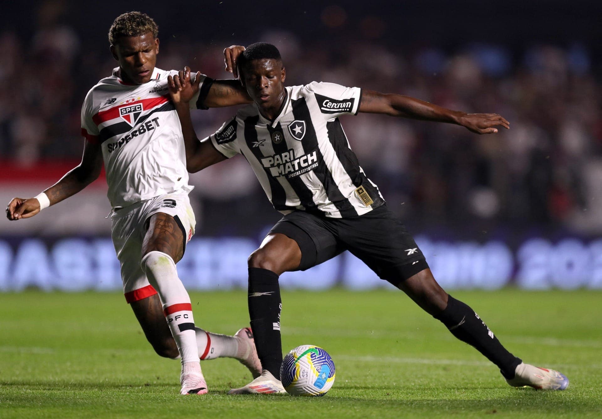 Arboleda e Luiz Henrique em São Paulo x Botafogo