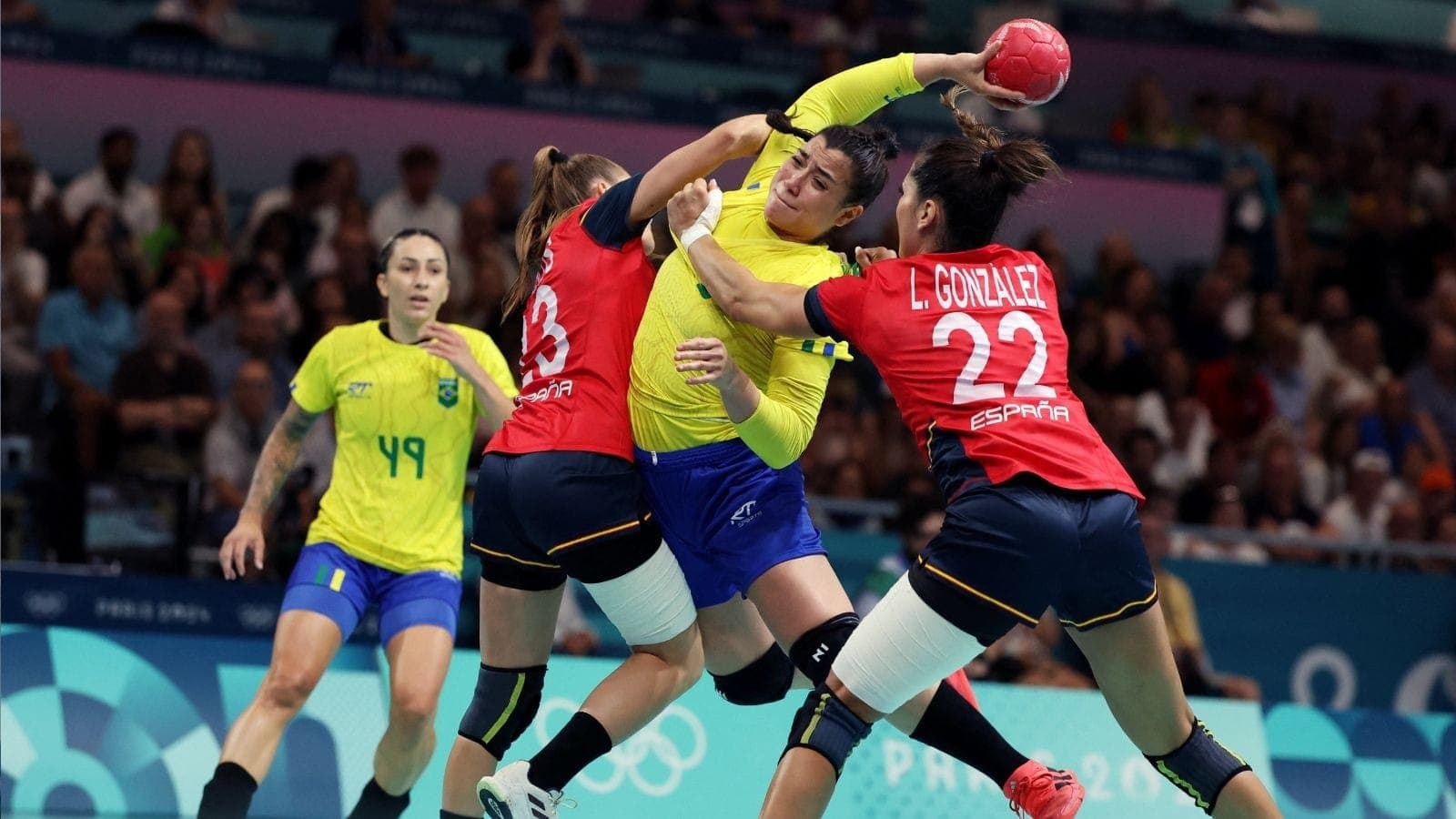 Handebol brasileiro estreia com vitória em Paris 2024