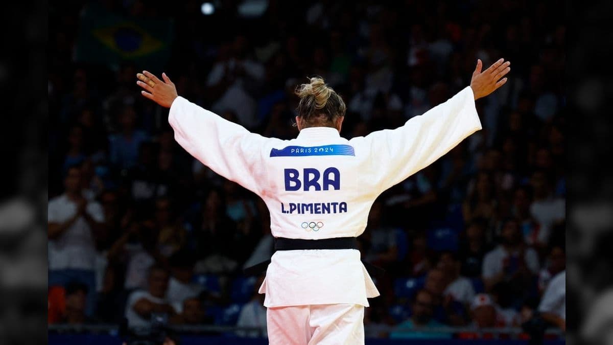 Larissa Pimenta chora após bronze: "nem sonhava em estar aqui"