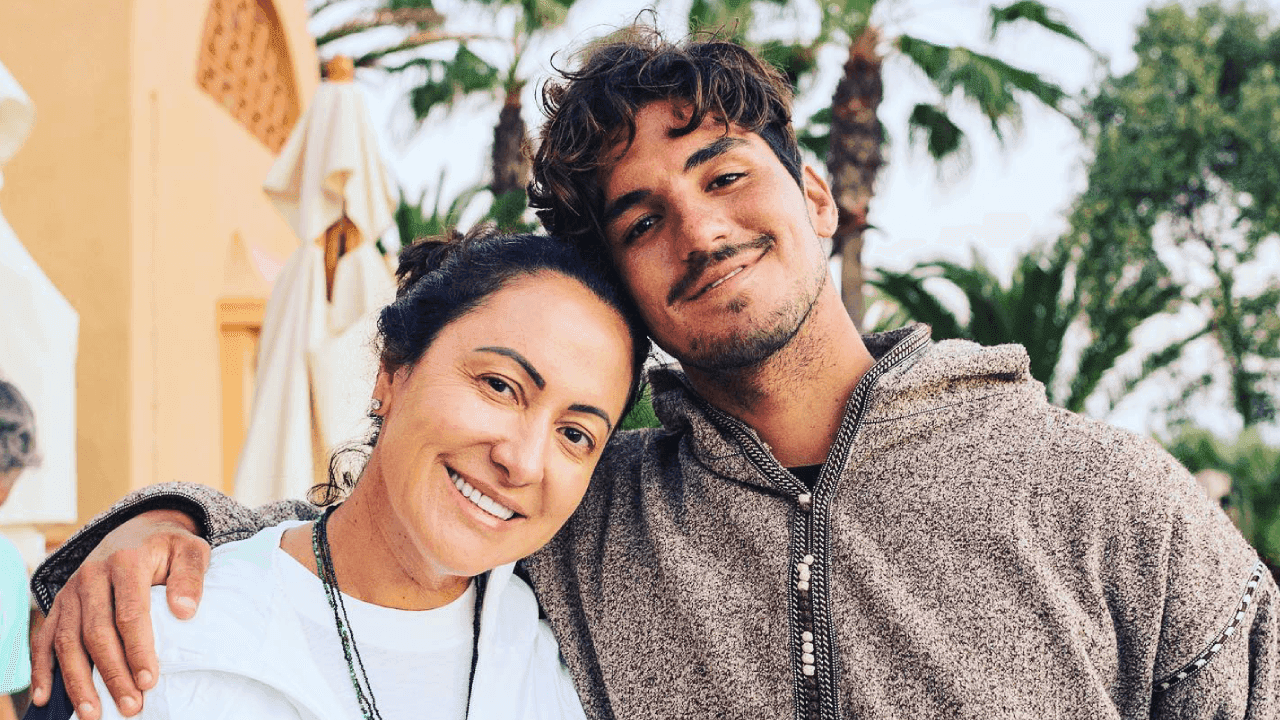 Simone Medina relembra briga pública com o filho
