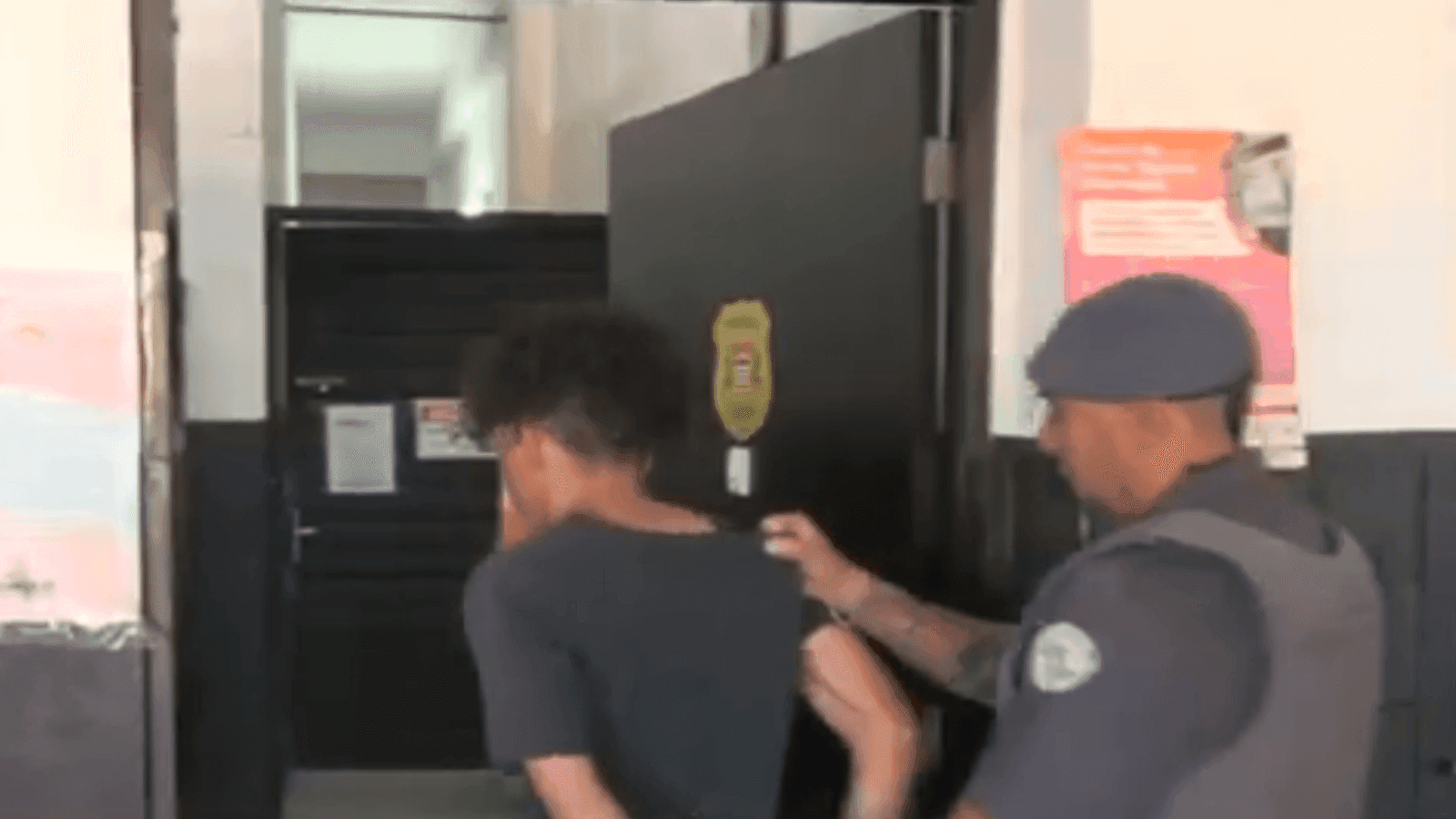 Motorista é sequestrado no momento em que deixava o filho na escola na Grande SP