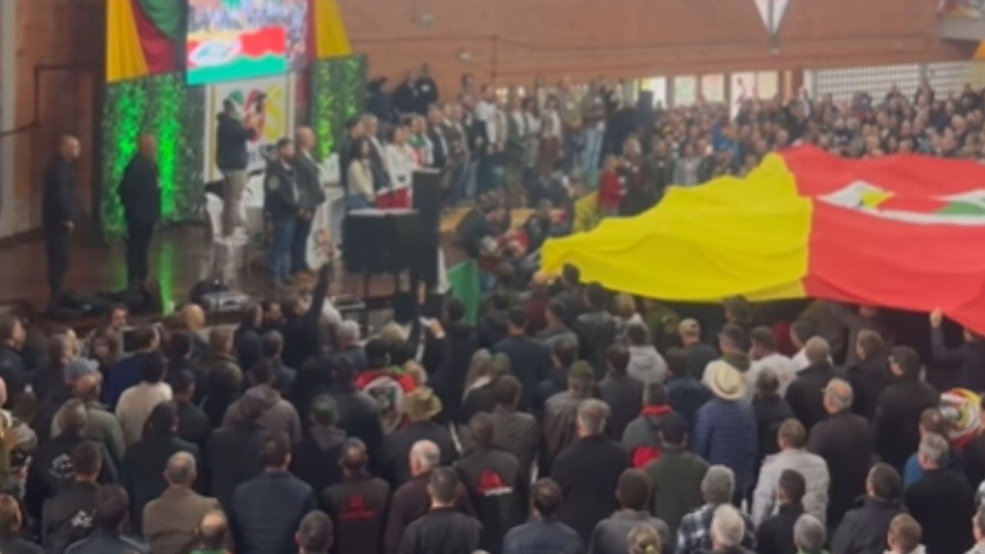 Movimento SOS Agro realiza manifestação no sul