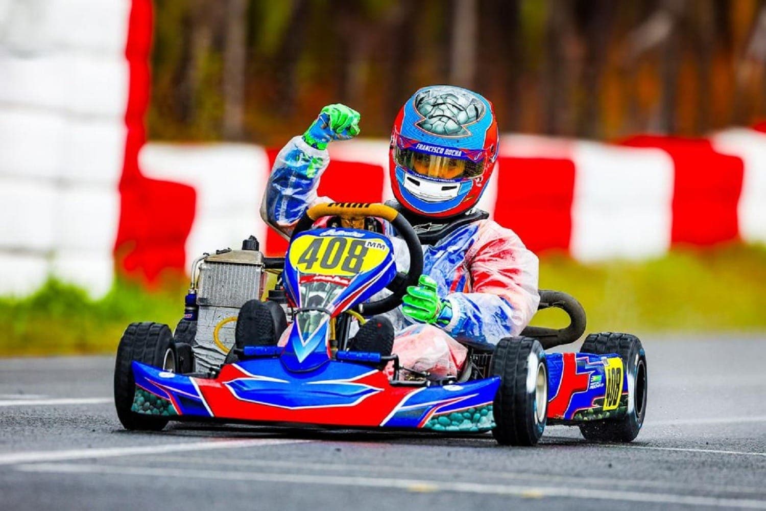 Piloto Francisco Rocha, da equipe Car Racing, vence etapa de kart