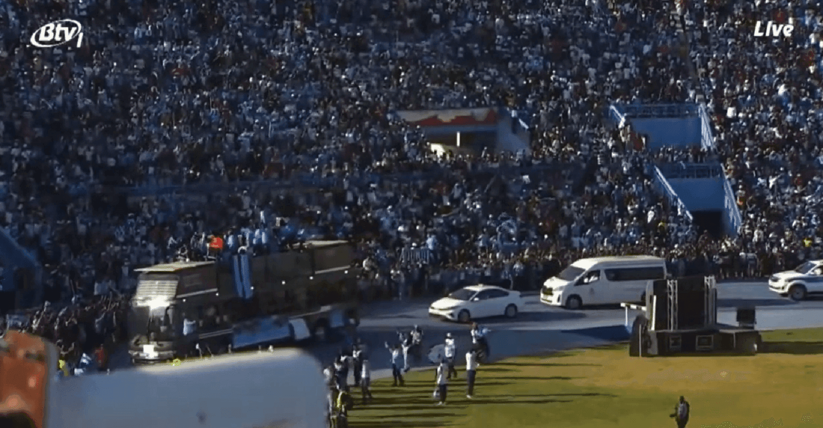 Letsile Tebogo é recebido com estádio lotado em Botsuana