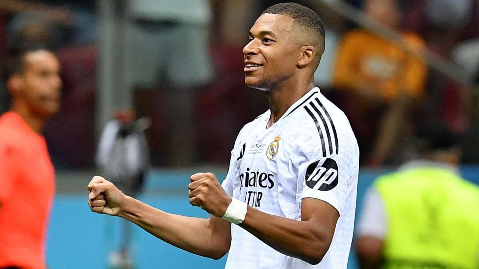 Mbappé comemora gol em estreia pelo Real Madrid