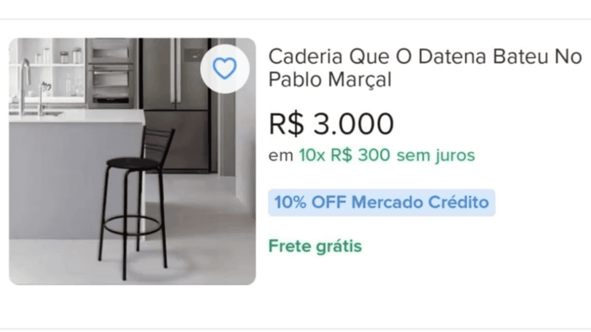 Cadeira que foi jogada em debate político é colocada à venda na internet