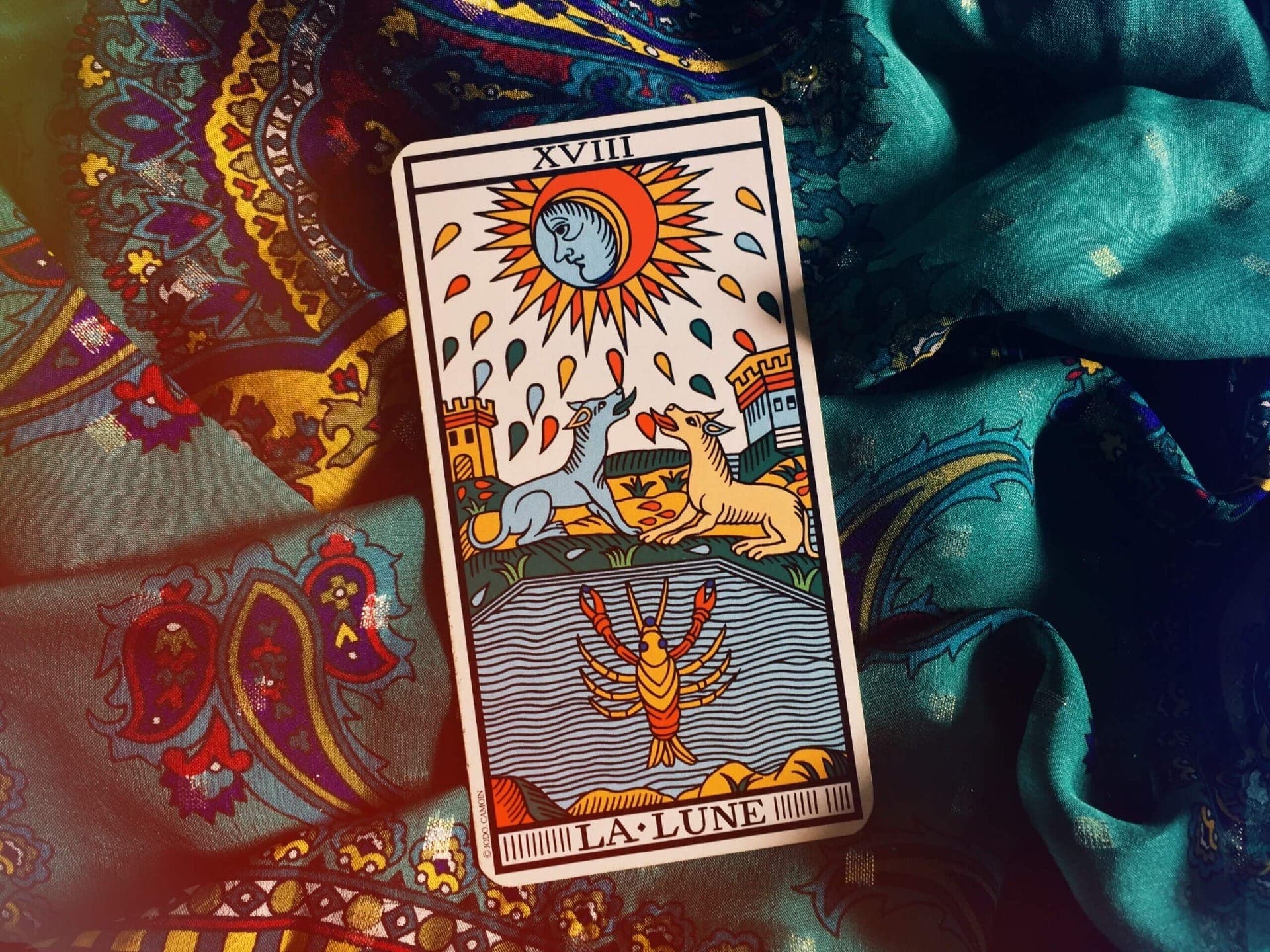 Carta de Tarot do mês de outubro de 2024 é "A Lua"