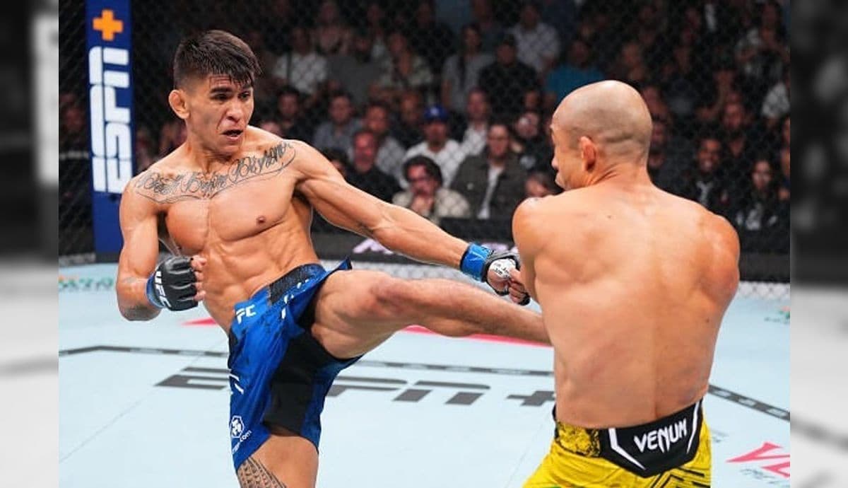 Bautista chuta Aldo no UFC 307