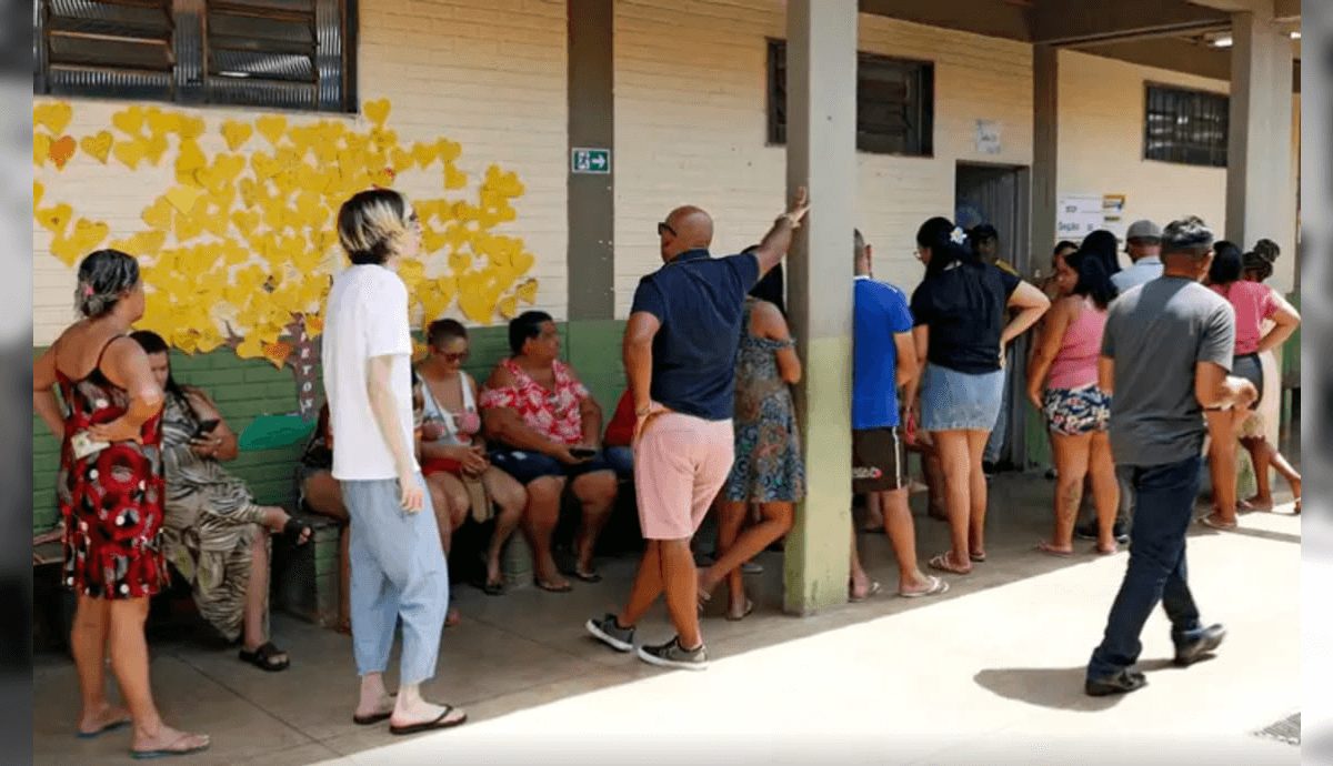 Há prioridade absoluta para pessoas com mais de 80 anos