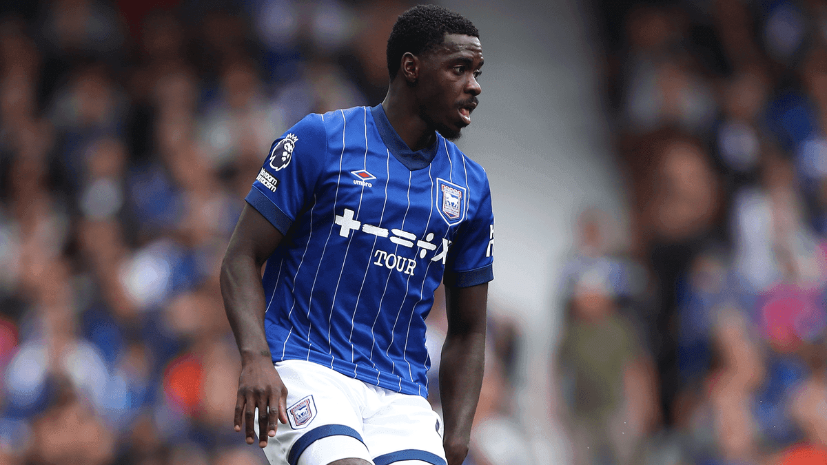 Axel Tuanzebe, zagueiro do Ipswich