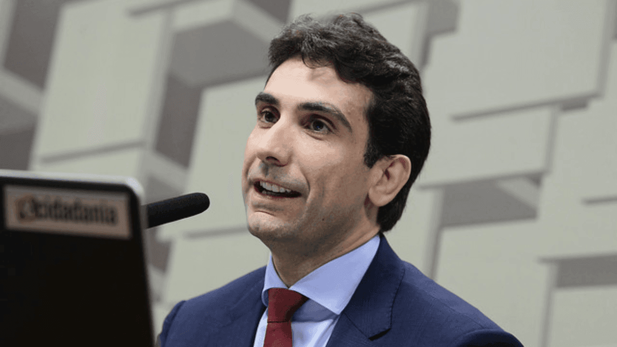 Se aprovado, o economista irá assumir o posto de Roberto Campos Neto