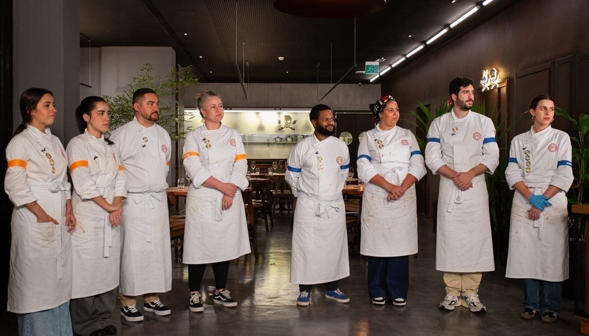 Participantes do MasterChef cozinham no Sal Gastronomia