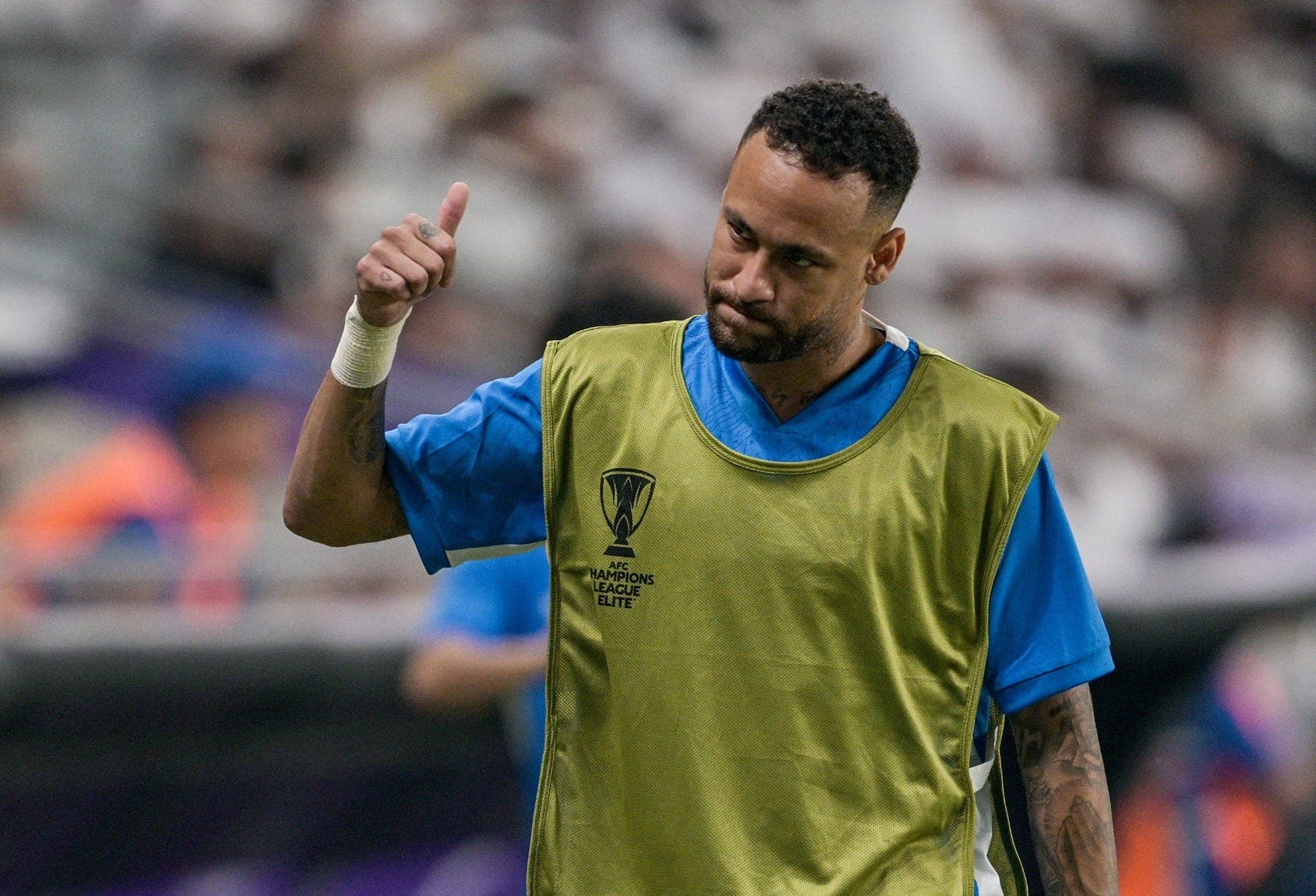Neymar retorna aos gramados pelo Al Hilal após mais de um ano lesionado