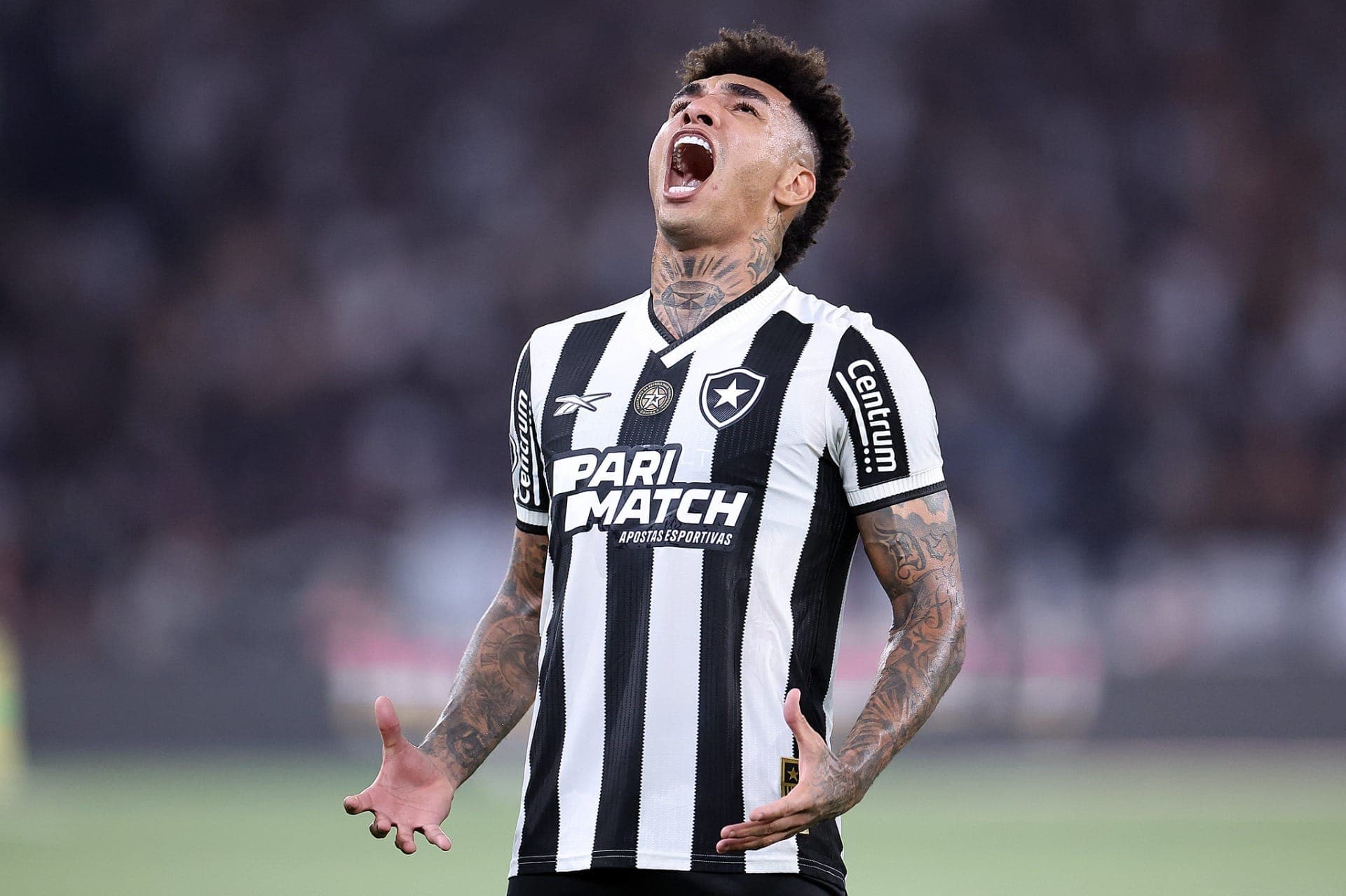 Igor Jesus comemora gol em Botafogo x Peñarol pela Libertadores