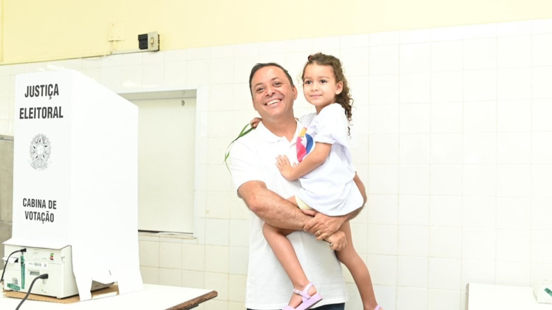 Rodrigo Neves (PDT) volta ao comando da Prefeitura de Niterói