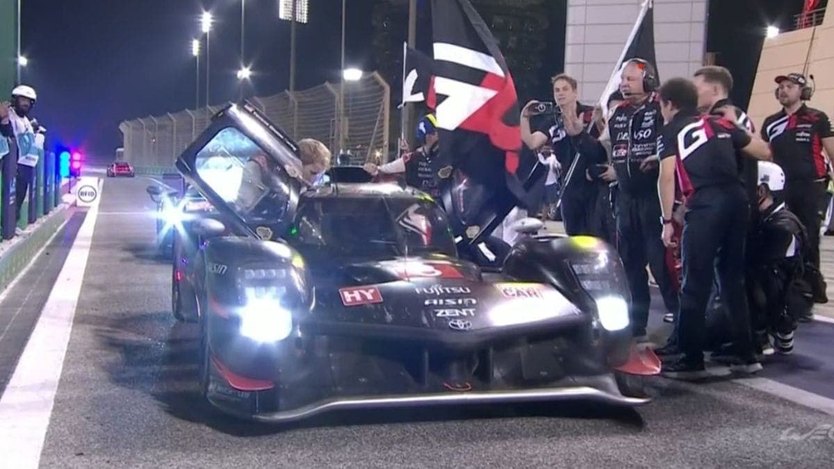 Toyota supera a Porsche, vence as 8 Horas do Bahrein e garante título mundial da WEC