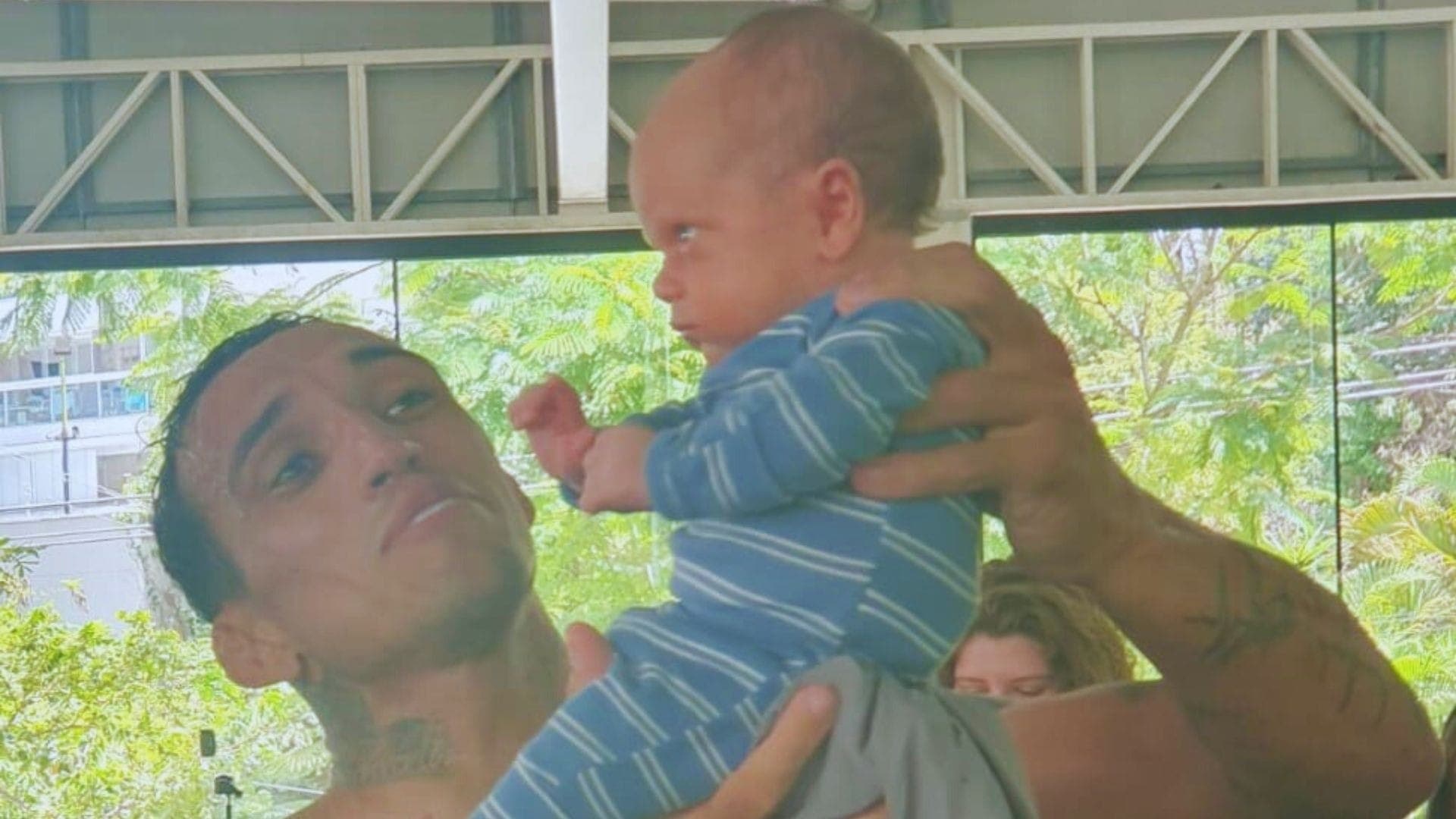 Charles do Bronx e filho Dominic