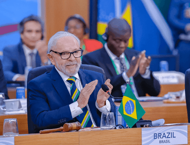 O presidente exaltou o combate as desigualdades de gênero